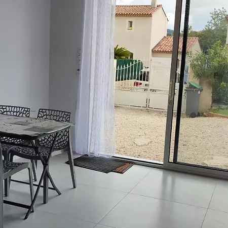 Appartement Loft 40 M2 Saint-Cyr-sur-Mer Exterior photo
